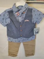 Carters Boys 2 piec button up blue shirt and red pants. Nwt.