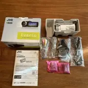Jvc Camcorder Video Camera Everio Gz-HM33-W With Accessories