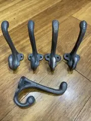Set Of 5 Cast Iron Coat Hooks Wall Rustic Cabin Decor