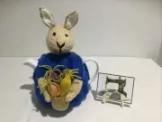 6 CUP RABBIT TEA POT COSY WITH A BASKET OF ORGANIC CARROTS HANDMADE NEW