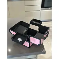 在飛比找蝦皮商城精選優惠-3ce粉酷雙層化妝箱銀粉色雙層收納箱專業美妝箱美甲工具箱便攜