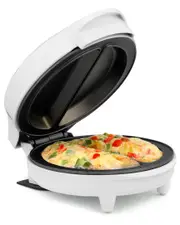 Holstein Housewares 2-Section Omelet Maker