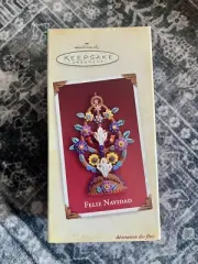 Hallmark Keepsake Ornament - 2005 Feliz Navidad Christmas - Tree of Life