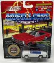 Johnny Lightning 1994 - Muscle Cars USA - 1965 Pontiac GTO Convertible - White