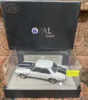 1/43 TRAX OPAL SERIES TO04 HQ GTS MONARO SEAN WHITE With BLACK STRIPES