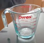 NEW PYREX 2 Cup Glass Measuring Cup Open Handle Red Letters & numerals USA