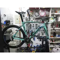 在飛比找蝦皮購物優惠-Bianchi XR4公路車 全拆大保養 拆頭碗培林保養 拆