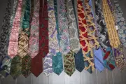 LOT 25 VINTAGE 80s MENS SILK NECK TIES ANNE KLEIN JOSEPH ABBOUD UOMO VOLONTE NEW