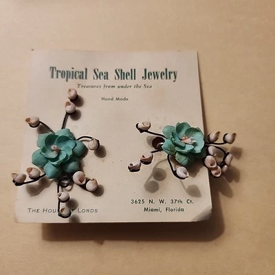 Vtg Handmade Floral Flower Sea Shell Screw Back Earrings House of Lords Clip On