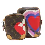 【二手名牌BRAND OFF】LOUIS VUITTON LV 路易威登 原花 限量版 愛心 GAME ON PANAME SET 肩背包 M57450