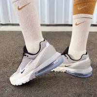 在飛比找momo購物網優惠-【NIKE 耐吉】運動鞋 跑鞋 慢跑鞋 休閒鞋 女鞋 W A