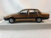 TRAX TR16 1/43 scale diecast model Holden VL Commodore Sedan