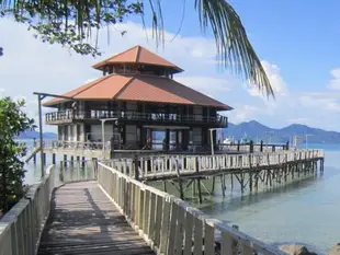 威島珊瑚度假村Koh Wai Pakarang Resort