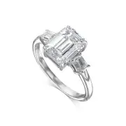 Diamond Ring VS1 E Emerald Cut CVD 3.50 Ct Lab-Created IGI Certified Sparkling