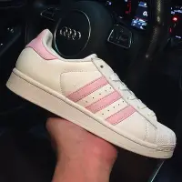 在飛比找Yahoo!奇摩拍賣優惠-Adidas Superstar W 女神 白粉 貝殼 燙銀