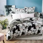 Renee Taylor 300 Thread Count Cotton Reversible Ivy Quilt Cover Set