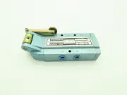 Skinner S3J0ACX2 Pneumatic Air Limit Switch Valve 5-Way 2 Pos 150PSI 1/4" NPT