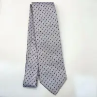 在飛比找Yahoo!奇摩拍賣優惠-義大利製造 Armani滿版領帶 100% 絲綢 二手商品 