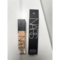 在飛比找蝦皮購物優惠-NARS 極光亮顏粉底液