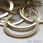 10 Pieces Raw Brass One Hole Open Circle - Horse Shoe Charm 28x24x1mm (3739C)