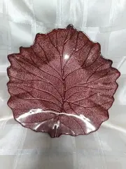 VIETRI Glass Elm Leaf Platter Plate Serving Dish tray Maroon red 11" x 11"