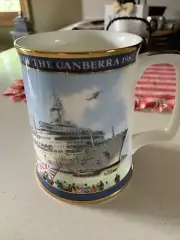 Return Of The Canberra 1982 Limited Edition Geoff Hunt Royal Doulton Signed