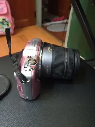 Panasonic Lumix DMC-GF3 Camera  14-42mm lens