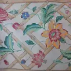 VINTAGE LOOK-FLORAL LATTICE WALLPAPER BORDER