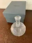 LALIQUE PERFUME CRYSTAL FLASK SIGNED BOXED RARE ( NEVER DISPLAYED ) BEAUTIFUL