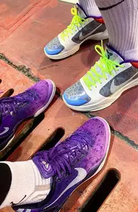 在飛比找Yahoo!奇摩拍賣優惠-NIKE Kobe 8 System ZK8 科比 漸變紫 