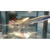 在飛比找蝦皮購物優惠-中華航空A340-300飛機模型機1：130