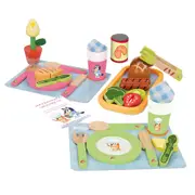 Bluey - Wooden Playset: Dine in with Bluey Set (30 Pieces), Suitable for Ages 3+
