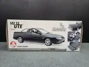 1/18 Classic Carlectables Holden Commodore 2001 VU SS ute Phantom Mica Black
