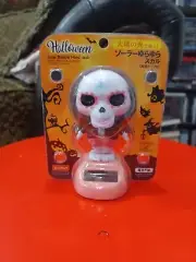 Japanese Daiso Halloween Solar Bobble Head Skull New Rare Decoration