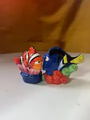 Disney Westland Marlin and Dory Finding Nemo Magnetic Salt & Pepper Shakers