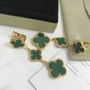 100% Auth•Van•Cleef•Magic•Alhambra Mother Of Pearl 18K YG Earrings