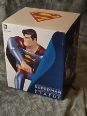 Superman The Man of Steel Animated Series Statue DC Collectibles Bruce Timm