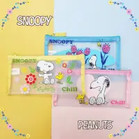 在飛比找蝦皮購物優惠-現貨~正版史努比磨砂扁筆袋 SNOOPY 筆袋 鉛筆盒