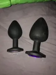2 Silicone BUTT Plugs Size L & XL Freepost Acc94