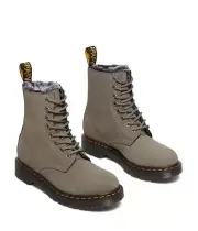 Woman's Boots Dr. Martens 1460 Serena