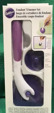Wilton Brand Fondant Hand held Trimmer Set- Two Interchangable wheels. SM/LG