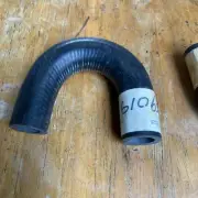 ONE (1) NOS TRIUMPH STAG 1971-1978 BY PASS RUBBER HOSE 159019