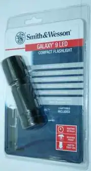 Smith & Wesson S&W Galaxy 9 LED Compact Flashlight AAA aluminum body 110204