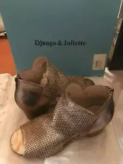 Django & Juliette Old Gold Leather Shoes