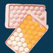 33 Ball Maker Round Ball Sphere Whiskey Ice Cube Mould Tray for Freezer pink