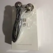 YANZUO Microcurrent Platinum Beauty Facial Roller