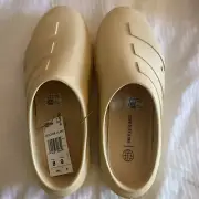 Adidas Adicane Clog Sand Beige Slides /Sandals Men Size 8 Women Size 9 Hq9916