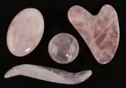 Rose Quartz Crystal Massager Kit Sphere Palm Stone Wand Gua Sha Gift Set H1234