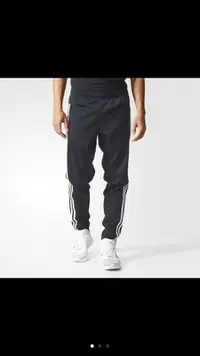 在飛比找Yahoo!奇摩拍賣優惠-adidas 愛迪達 TIRO 3-STRIPES BS49