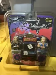 WCW NWO Tiger Premiere Electronic Handheld Game Grudge Match Raven VS DDP 1999